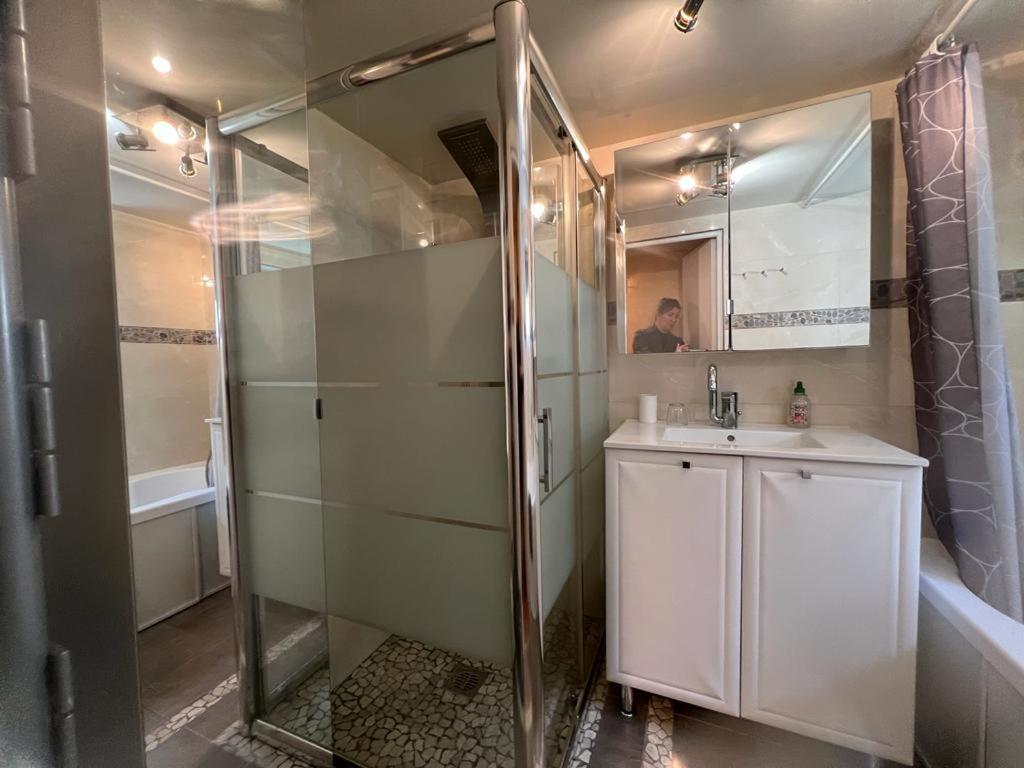 Aulnay Cocoon Apartment Екстериор снимка